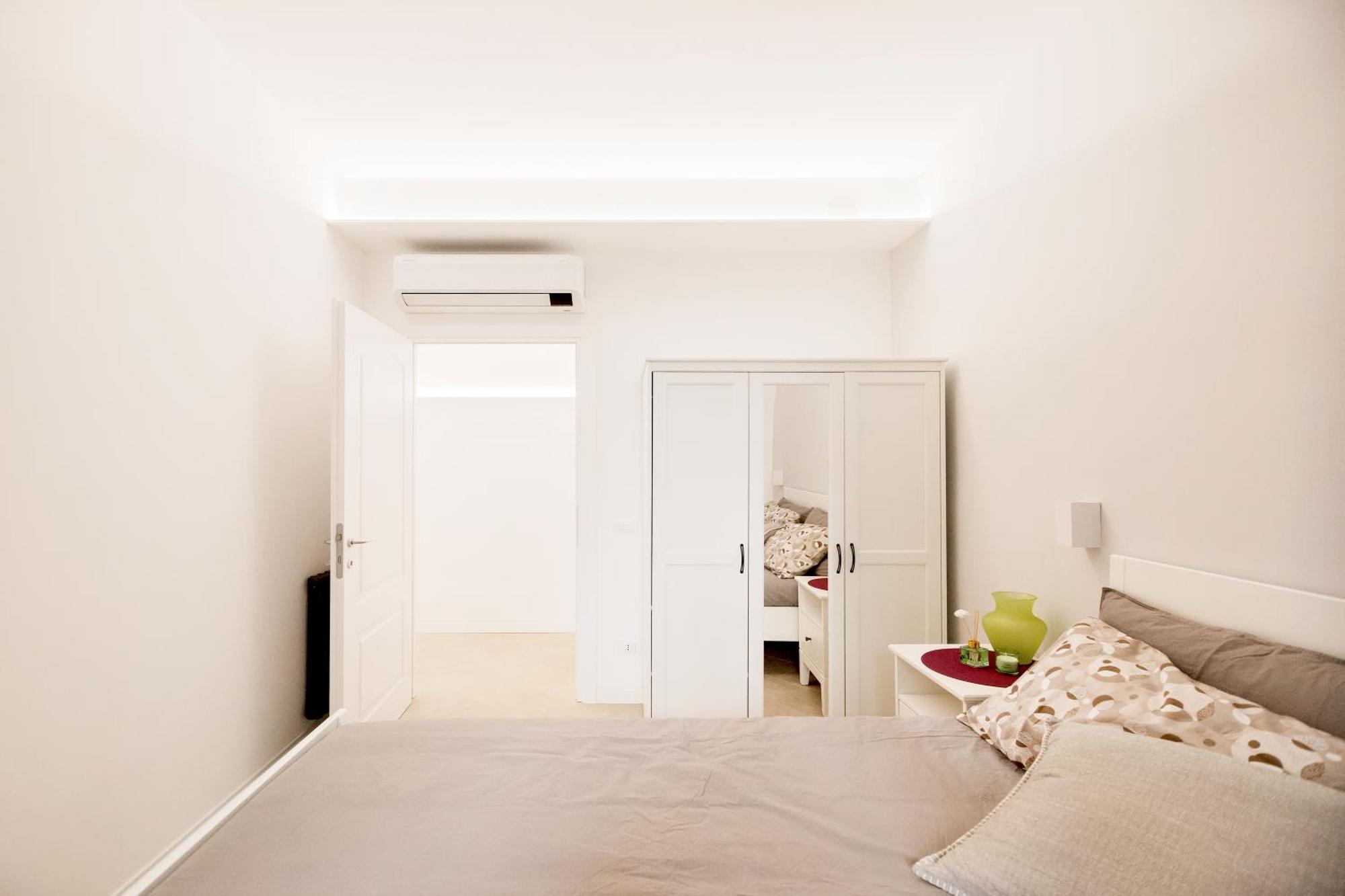 Live Roma - Chez Le Roi Luxury Apartment Exterior photo