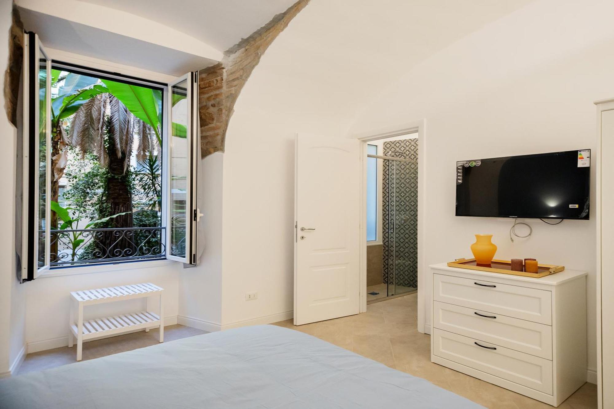 Live Roma - Chez Le Roi Luxury Apartment Exterior photo